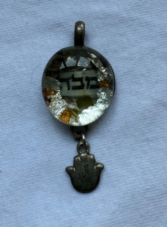 Small necklace pendant 2